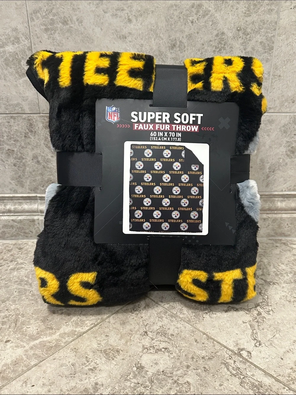 NFL Pittsburgh Steelers Football Throw Blanket NEW 60” X 70” Faux Fur Soft Black